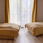 Apartment Hunor Jazminvirag Balatonlelle