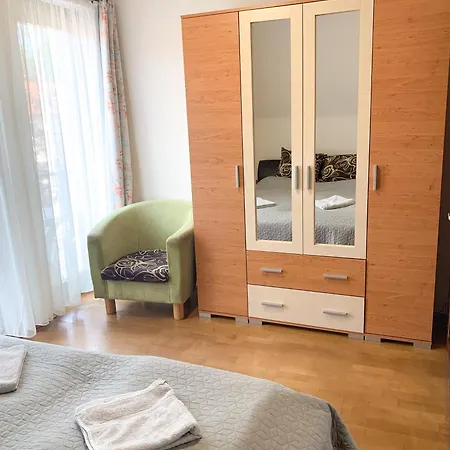 Hunor Jazminvirag Apartment *