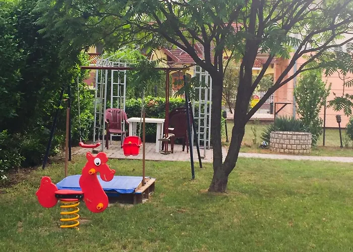 Hunor Jazminvirag Apartment